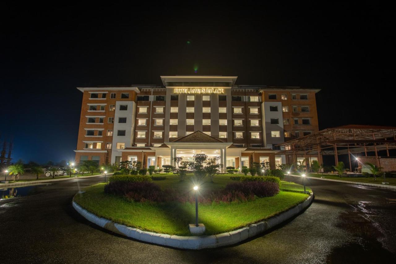 Pawan Palace, Lumbini エクステリア 写真